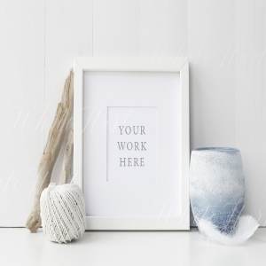 白色方形艺术相册画框模板 White square nautical frame mock up