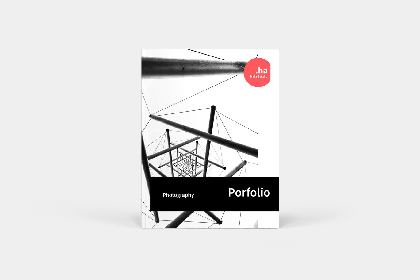 高品质的高级高端摄影师摄影杂志楼书画册设计模板（indd）