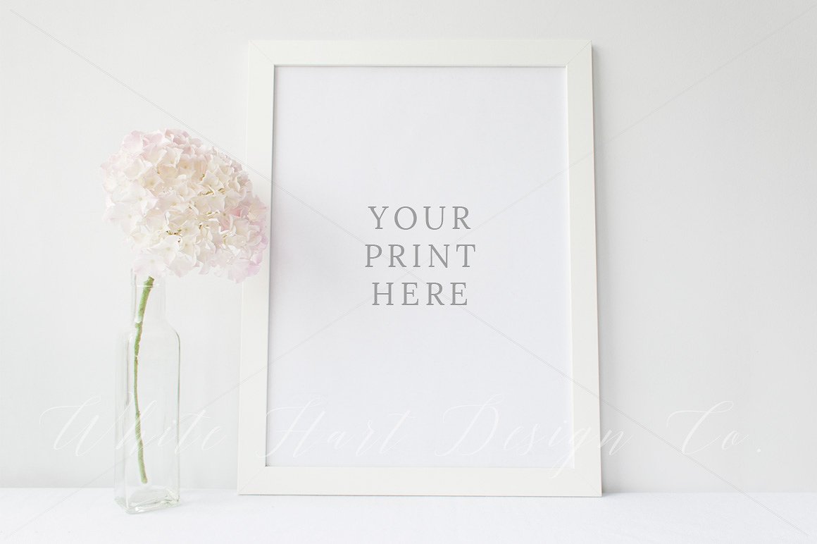 简约绣球花相框Mock up-psd/jpeg Hydrangea Frame Mock up – PSD/Jpeg