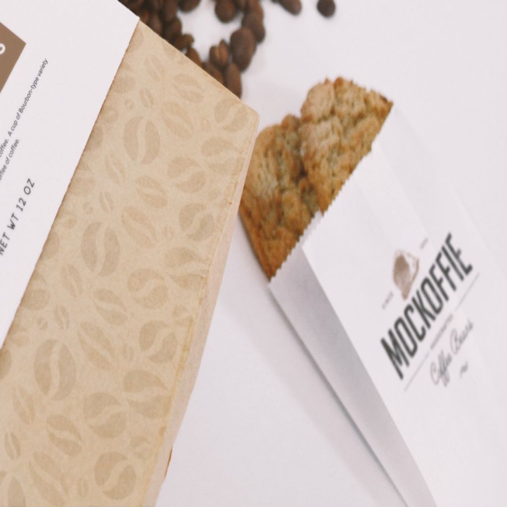 08-coffee-bag-and-cup-mockup-perspective-top-view-detail-2-1170x780
