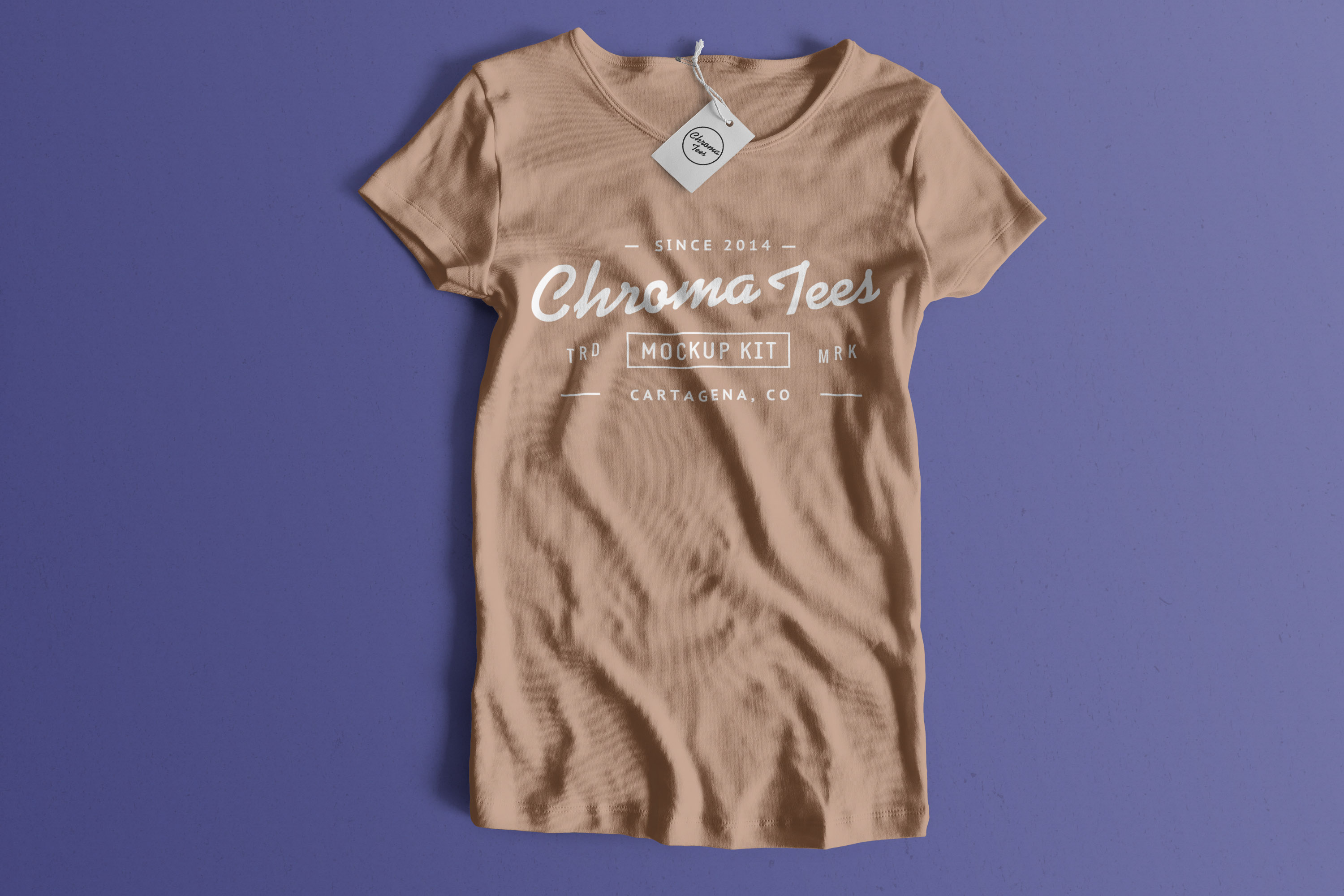 女士T恤服装设计平铺前视图样机模板01 Woman Front T-Shirt Mockup 01