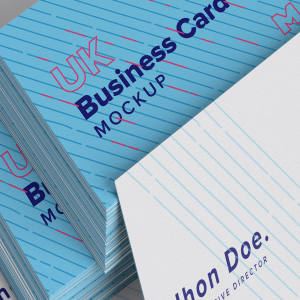 UK尺寸标准企业名片堆叠效果预览样机模板08 UK Business Cards Mockup 08插图3