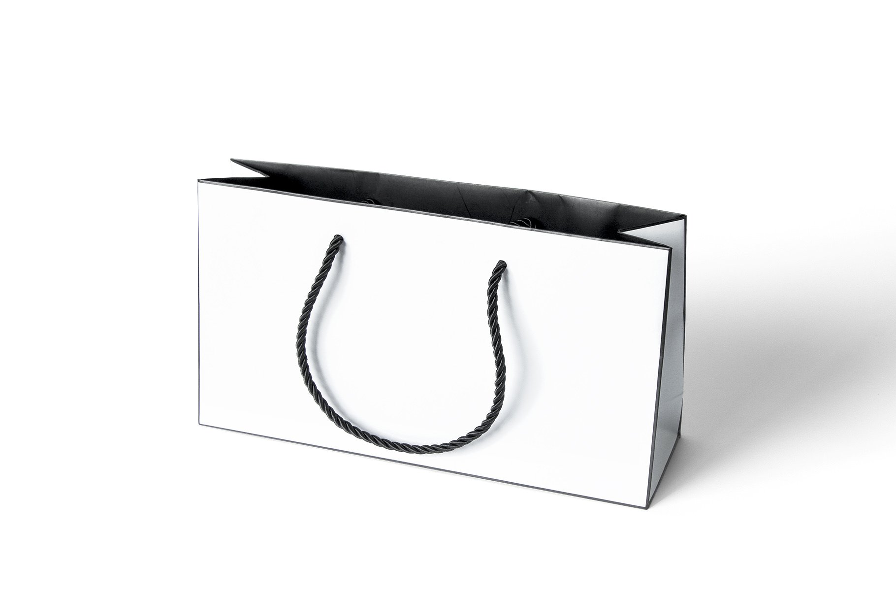 时尚纸袋礼品袋样机模板 Fashion paper bags mockups
