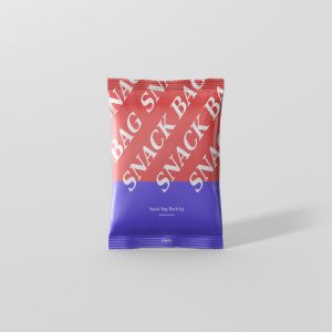 方形小吃/零食塑料袋包装外观样机 Snack Foil Bag Mockup – Square Size
