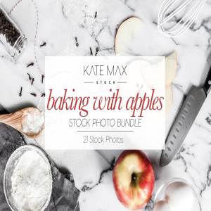 烤苹果派厨房场景样机模板 Baking With Apples Stock Photo Bundl