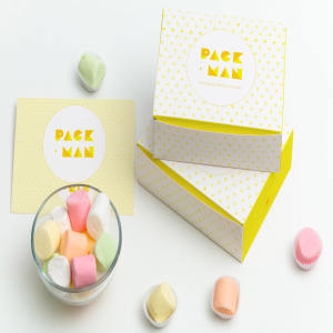 甜品包装礼盒设计图预览样机05 Sweet Box Mockup 05