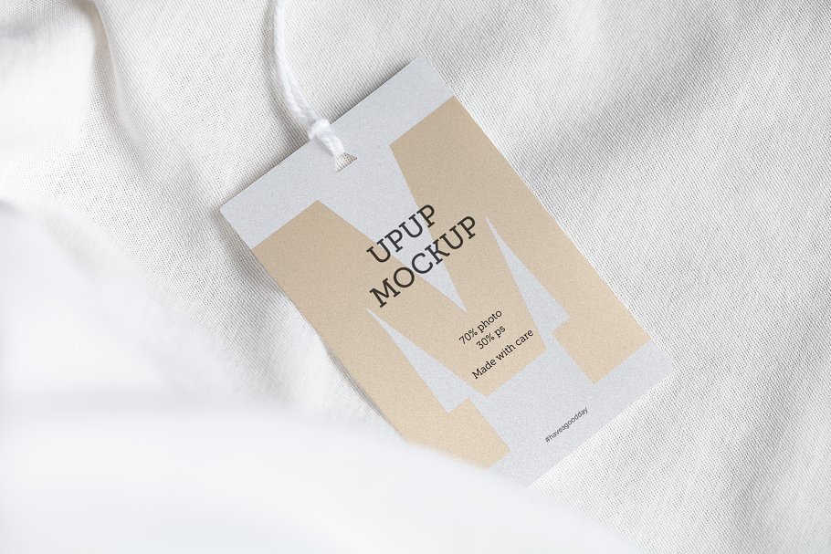 服装标签挂牌设计样机 Clothes label tag blank white mockup