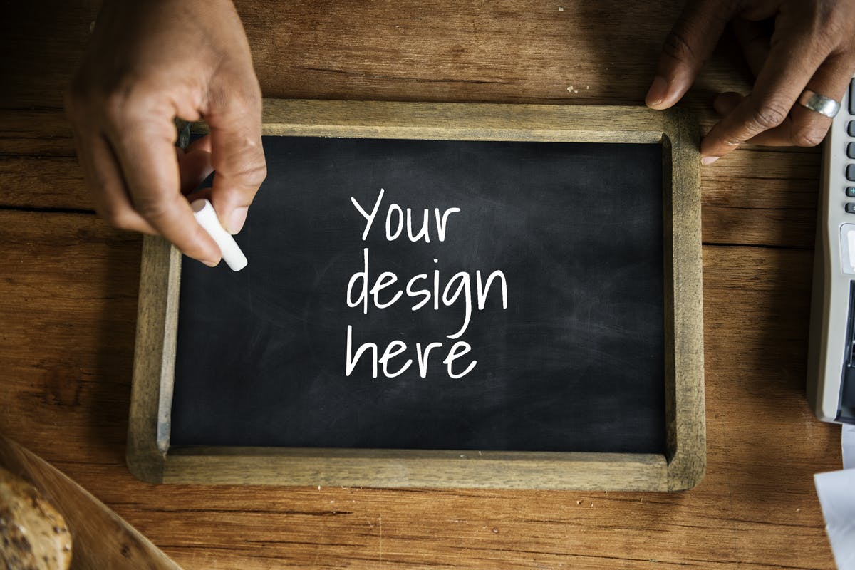 实木材质黑板框架样机素材 Blackboard Frame Mockup