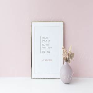 金色8×10框架模板-PSD/PNG Golden 8×10 frame mock up – PSD/PNG