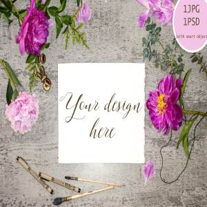 粉红牡丹花边装饰便签样机模板 Pink peony mock up