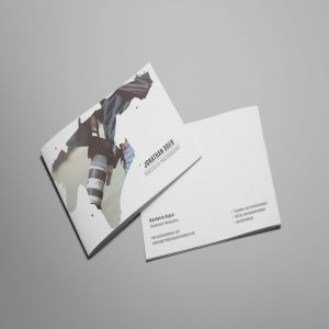 时尚简约好用的摄影画册房地产楼书品牌手册杂志设计模板（indd）