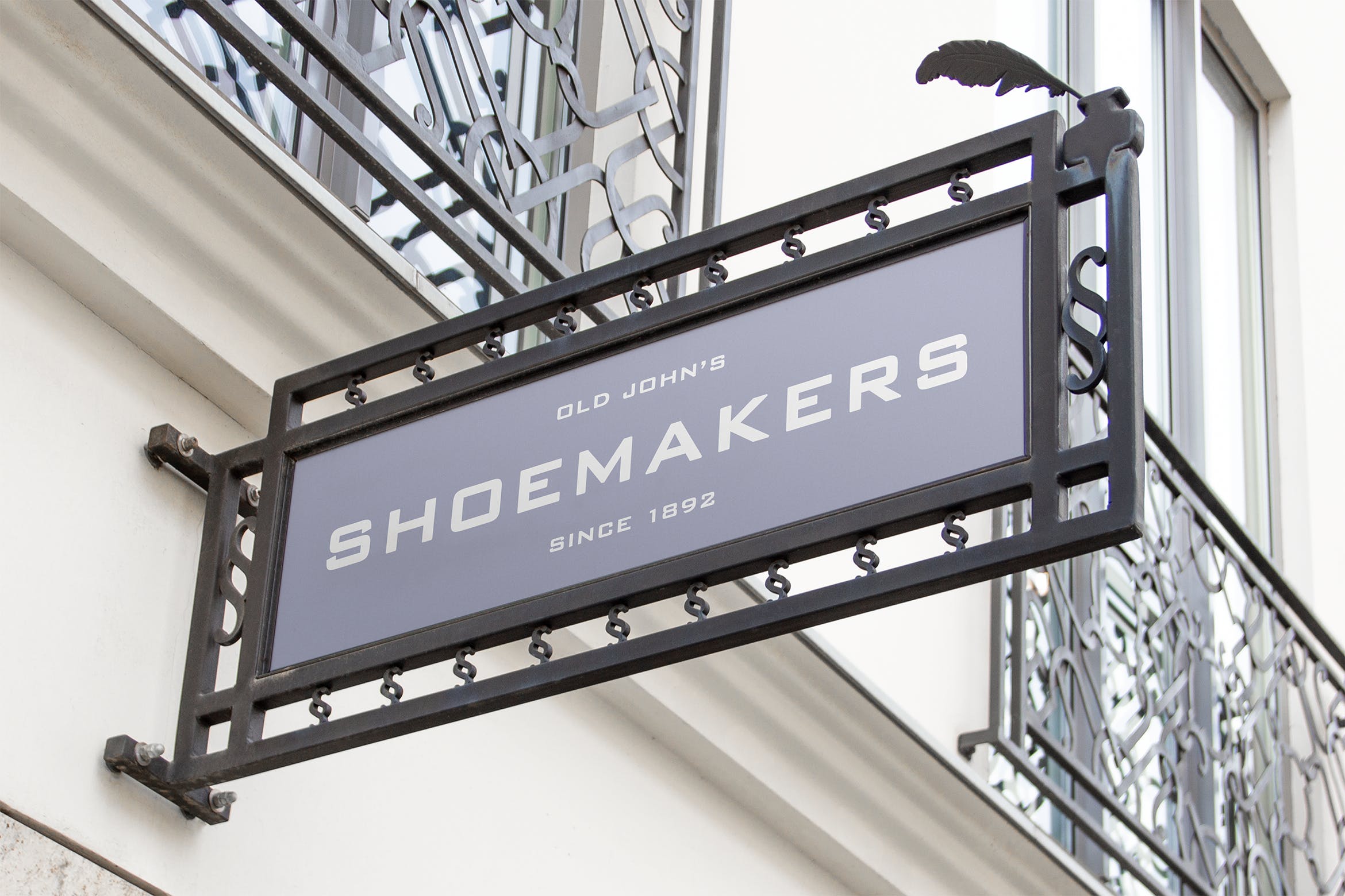 户外悬挂式店招/Logo标志牌样机#2 Outdoor Hanging Logo Sign Mockup #2