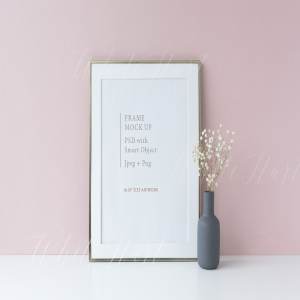 极简主义银色画框相框样机模板 8×10 golden frame mock up – pink bgd