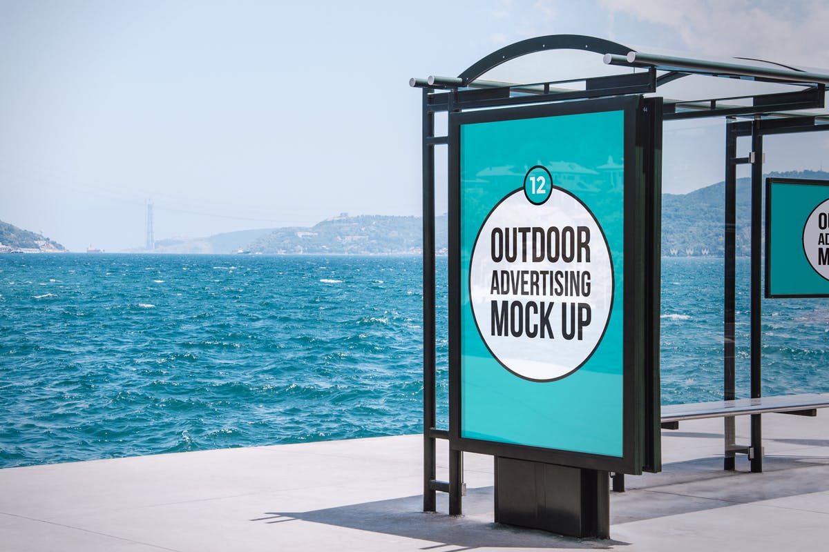 户外广告牌样机模板 Outdoor Advertising Mock Up