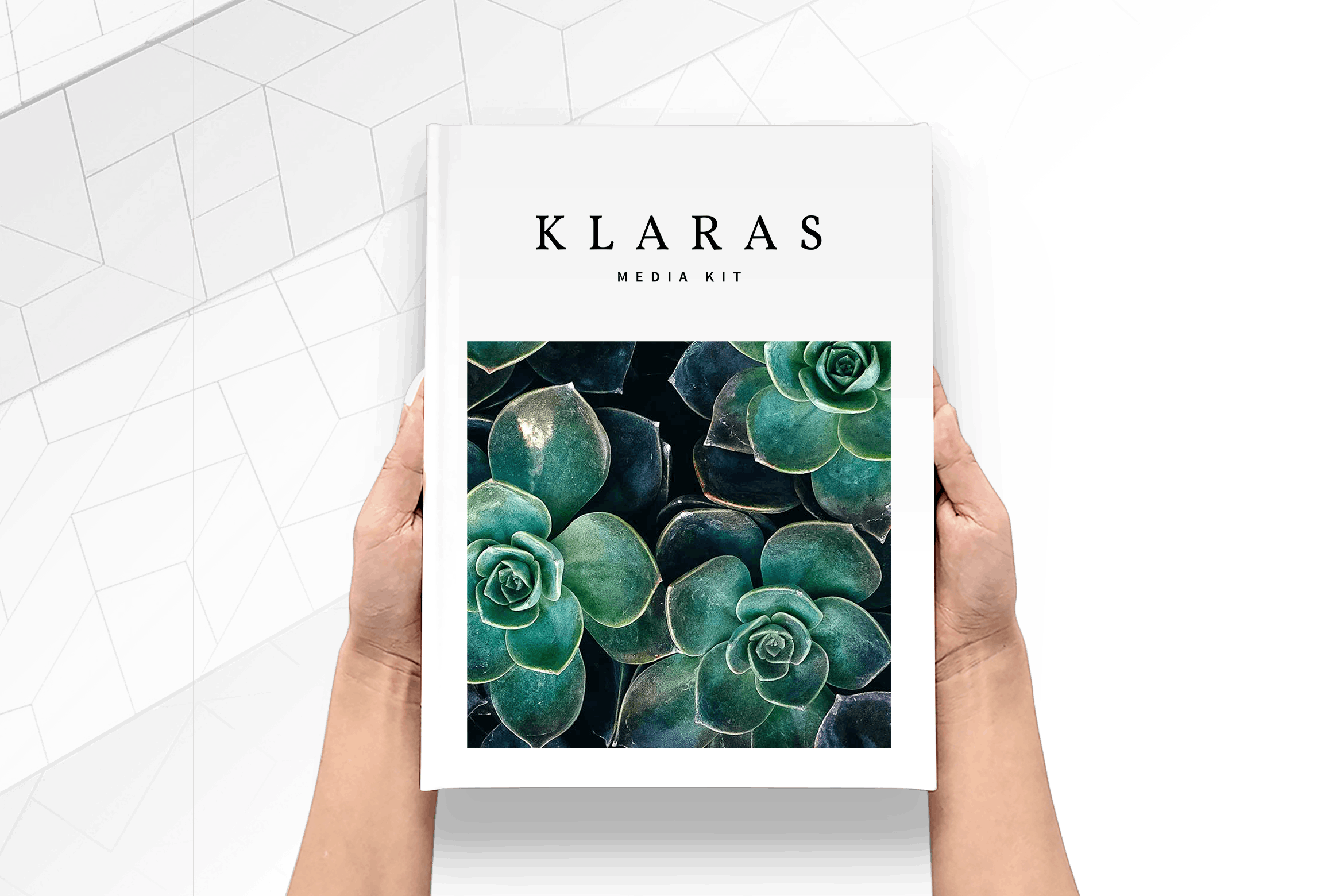 时尚简约设计风格杂志/企业品牌宣传册设计模板 The Media Kit Magazine