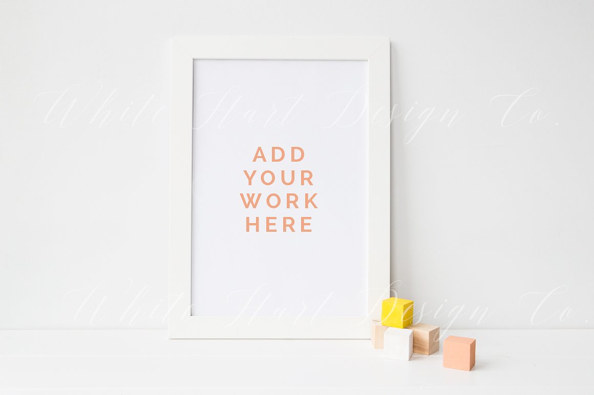 A4规格相框相片PS样机模板 Frame mockup – A4 – Psd included