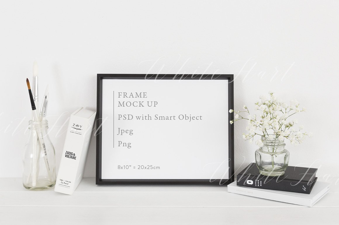 书桌场景照片相框样机模板 8×10″ landscape frame mock up