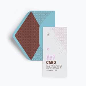 A7尺寸信封外观和贺卡设计图样机模板 A7 Envelope and Portrait Card Mockup