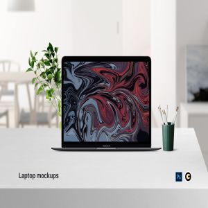 简约风办公环境超极本电脑屏幕预览样机 Laptop Mockup