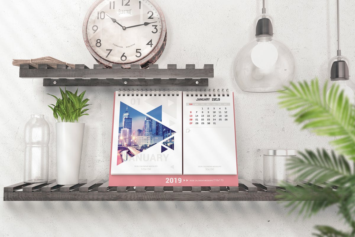 各式各样的桌面日历/台历设计展示样机模板 Various Desktop Calendars Mockup
