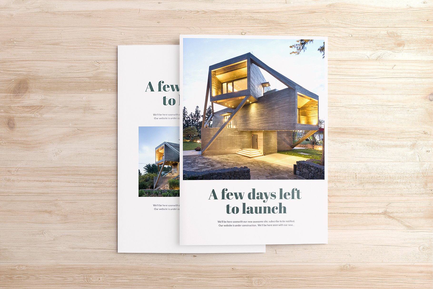 对折小册子样机模板 Half-Fold brochure Mockups