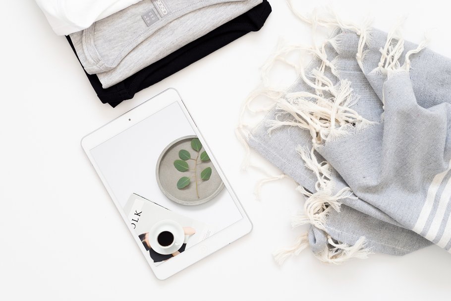 平板电脑实物场景样机模板 Ipad Mockup