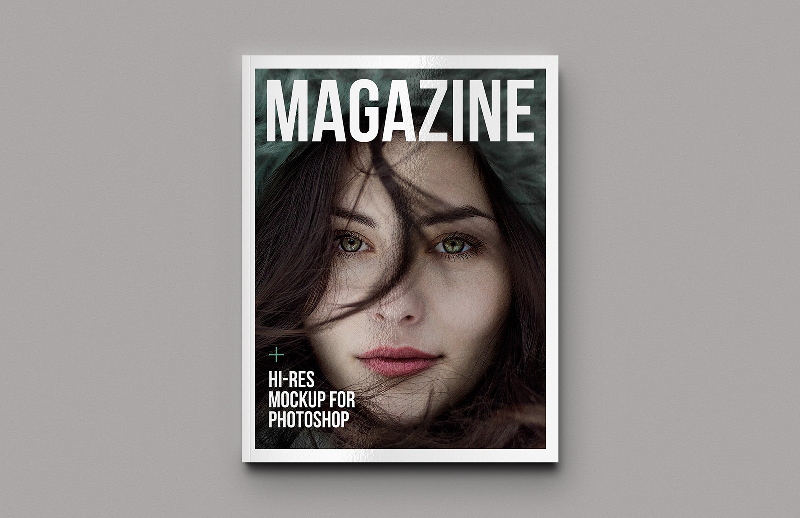 时尚杂志样机模板 Magazine Mockup Template