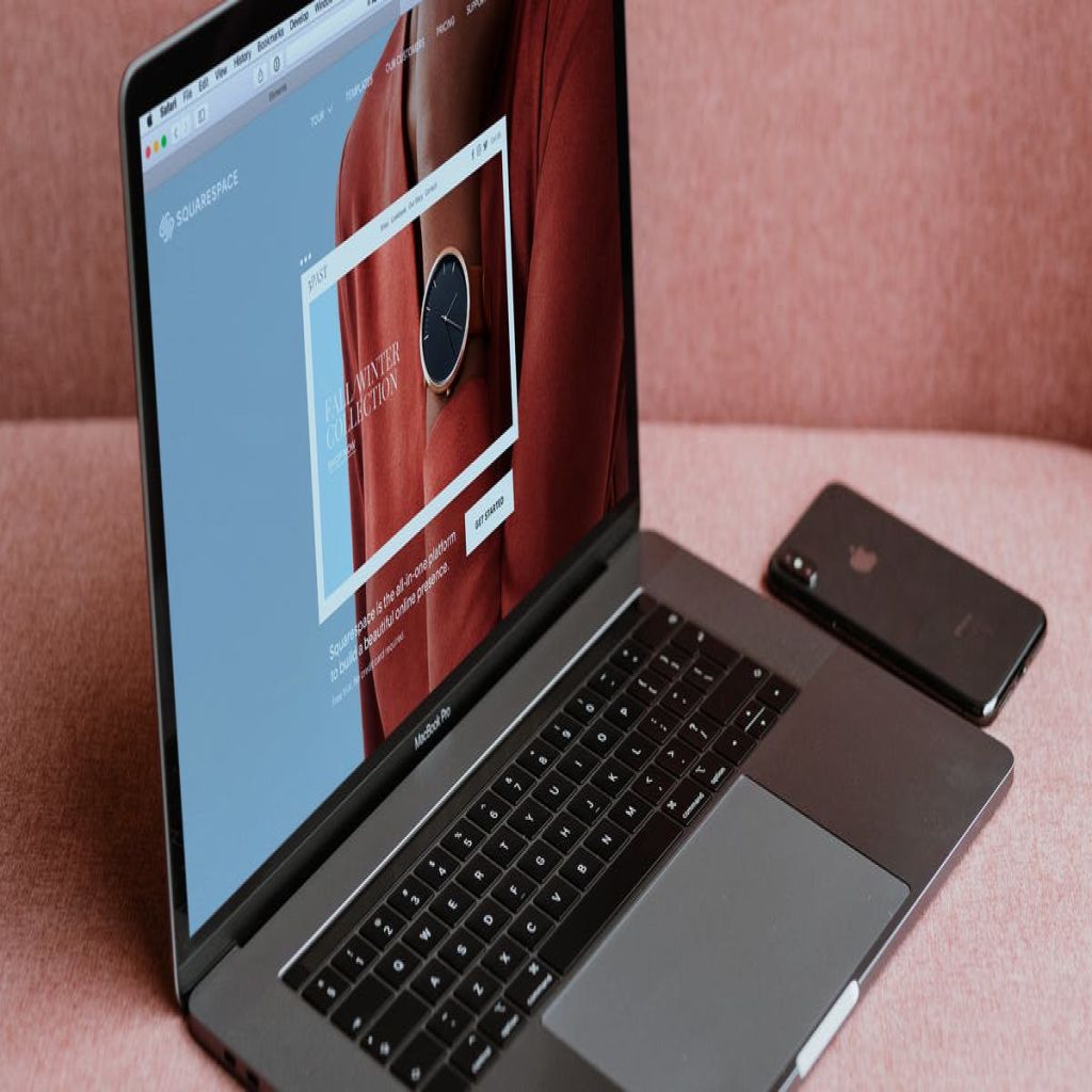 Apple MacBook Pro苹果笔记本电脑样机模板v4 Apple Macbook Pro Touch Bar Laptop Mockup Vol 4插图