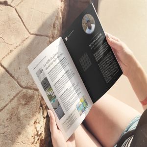 A5产品手册/目录版式设计效果图样机 A5 Brochure / Catalog Mockup