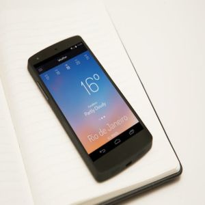 手机UI&APP设计演示样机套装 8 Phone Mockups插图5